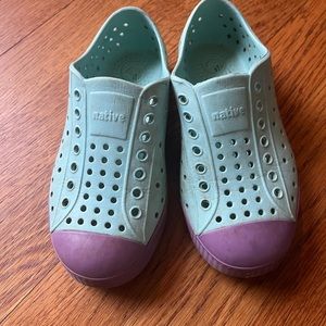 Turquoise & Purple Native Jeffersons Size 11 Kids
